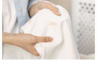 طرق إزالة بقع المكياج عن الملابس في ثوانٍ قبل أن تصبح دائمة