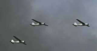 إعلام إيرانى: الدفاعات الجوية الإيرانية تعترض طائرات مسيرة فى سماء طهران