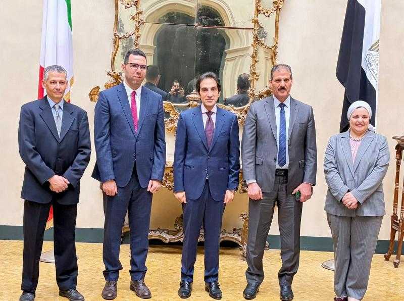 بسام راضي : التعاون مع ايطاليا فى مجال توليد الكهرباء من الطاقة الشمسية لصالح قطاع الصناعة.