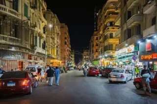 موعد غلق المحلات في مصر بعد تطبيق التوقيت الصيفي 2026