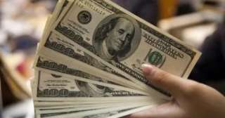 تعرف على سعر الدولار مقابل الجنيه قبل بدء جلسة التداول عليه