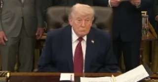 وكالات أنباء: ترامب ونائبه لم يصابا بأذى.. واعتقال مطلق النار