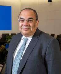 ”محمود محي الدين: الـ120 مليون مصري ثروة كبيرة.. بس إحنا شايفينهم مشكلة”