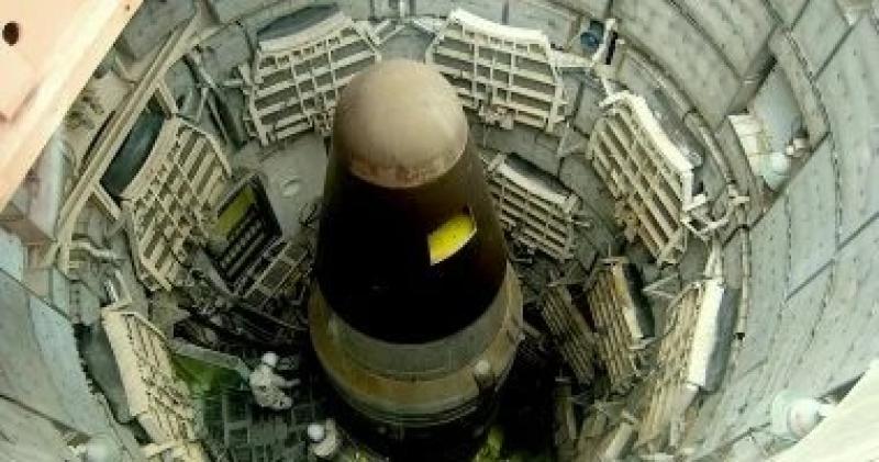 سباق جديد يلوح فى الأفق.. 12 ألف رأس نووى تهدد العالم