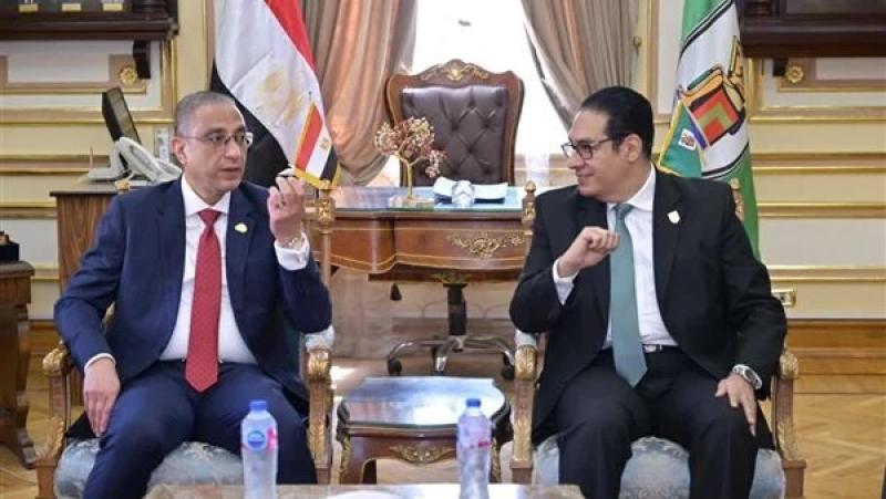 جامعة القاهرة: عدم حرمان أي طالب من أداء الامتحانات بسبب المصروفات