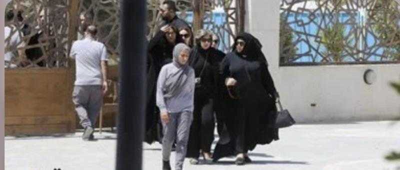 فيفى عبده وبوسى شلبى وهالة سرحان فى جنازة هانى شاكر