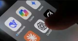 خلال التخرج.. طالب يتباهى باستخدام شات جى بى تى فى الامتحانات.
