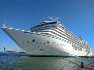 ● ميناء غرب بورسعيد السياحي يستقبل السفينة CRYSTAL SERENITY وعلى متنها 752 سائحًا