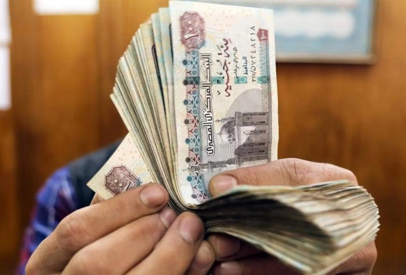 بمناسبة عيد الأضحى المبارك.. الحكومة تعلن تقديم صرف المرتبات.. عاجل