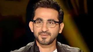نقابة الممثلين تلاحق مذيع الجنازات بسبب عزاء والدة أحمد حلمي نقابة الممثلين تلاحق مذيع الجنازات بسبب عزاء والدة أحمد حلمي
