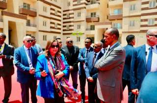 رئيس إريتريا يوجه بدراسة تجربة سكن لكل المصريين لتطبيقها في بلاده رئيس إريتريا يوجه بدراسة تجربة سكن لكل المصريين لتطبيقها في بلاده