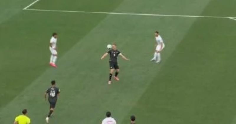 لاعب نيوزيلندا: مباراتنا مع مصر ستكون صعبة.. ولديهم لاعبون مميزون