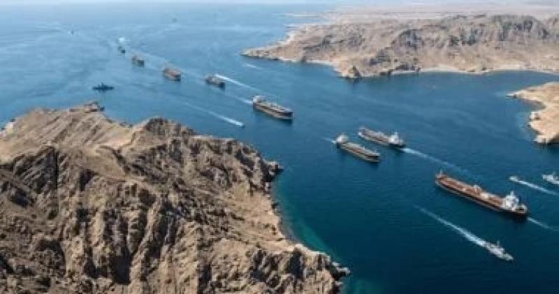 التلفزيون الإيراني: عبور السفن مضيق هرمز يتطلب التنسيق مع الحرس الثوري