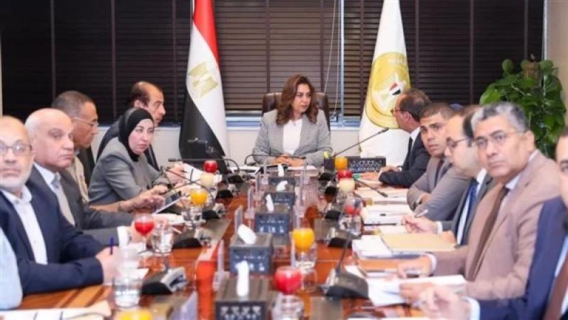 وزيرة التنمية المحلية: تعميم منظومة سجل البيانات البيئية الموحد على المنشآت الصناعية لتبسيط الإجراءات والتحول الرقمي
