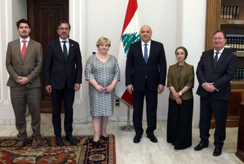 الرئيس اللبناني: مسار مفاوضات واشنطن منفصل عما صدر عن اجتماعات سويسرا الأسبوع الماضي