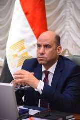 مصرع عاملين وإصابة 20 في انقلاب سيارة نصف نقل على طريق العلمين.. وتحرك حكومي عاجل