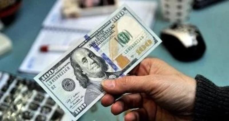 تعرف على سعر الدولار مقابل الجنيه فى بداية تعاملات اليوم