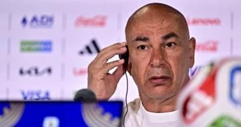 حسام حسن للاعبى المنتخب: دور الـ32 مش إنجاز ولابد من الفوز على أستراليا