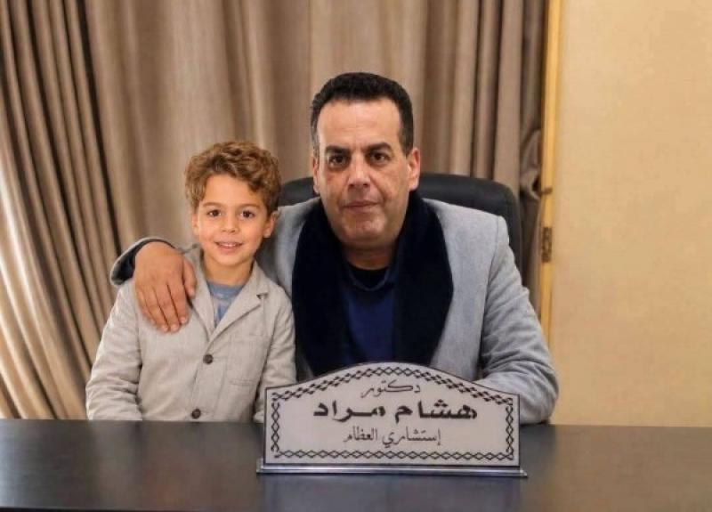 «تعلقت روحه بإبنه».. وفاة استشارى عظام بعد أيام من مصرع نجله فى حادث بالغربية