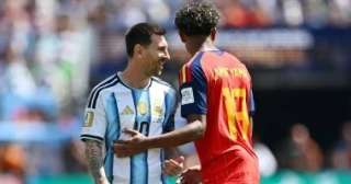 إسبانيا صد الأرجنتين.. انتهاء الشوط الإضافي الأول بالتعادل 0-0 بنهائي كأس العالم إسبانيا صد الأرجنتين.. انتهاء الشوط الإضافي الأول بالتعادل 0-0 بنهائي كأس العالم