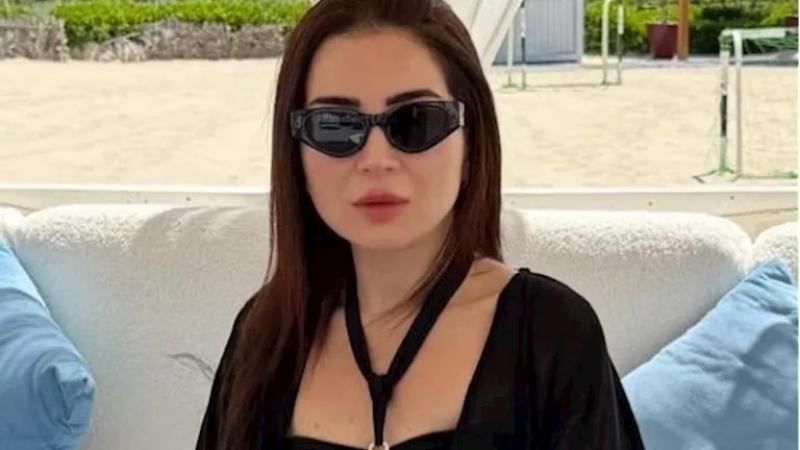 بعيدًا عن التمثيل.. مي عز الدين تطلق براند ”مايوهات”