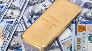 بعد تثبيت الفيدرالي الفائدة.. أسعار الذهب ترتفع وتراجع الدولار بعد تثبيت الفيدرالي الفائدة.. أسعار الذهب ترتفع وتراجع الدولار