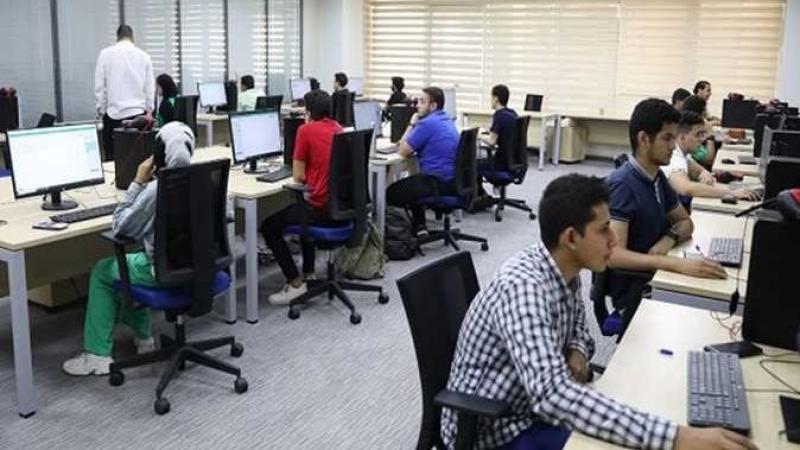 لو جايب 50% أدخل إيه علمي علوم؟.. قائمة الكليات المتاحة في تنسيق الجامعات 2026