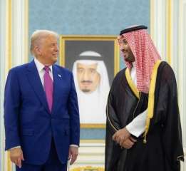 محمد بن سلمان لـ ترامب: لا تضربوا إيران الآن محمد بن سلمان لـ ترامب: لا تضربوا إيران الآن