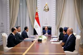 الرئيس عبد الفتاح السيسي يجتمع بمدينة العلمين اليوم، مع الدكتور مصطفى مدبولي