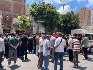 أصيب بأزمة قلبية تزامنا مع الزلزال.. تشييع جنازة الطالب أدهم بالإسكندرية أصيب بأزمة قلبية تزامنا مع الزلزال.. تشييع جنازة الطالب أدهم بالإسكندرية