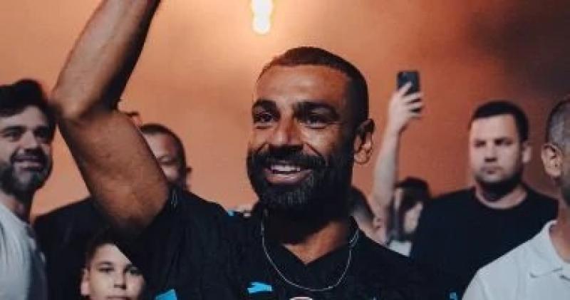 محمد صلاح يوقع عقود انتقاله لـ طرابزون سبور الليلة