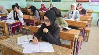 خبير تربوي: تظلمات الثانوية العامة حق للطالب وقد تغير مستقبله الجامعي خبير تربوي: تظلمات الثانوية العامة حق للطالب وقد تغير مستقبله الجامعي