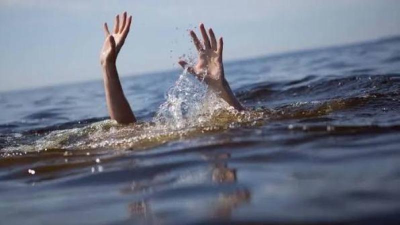 أنقذ 6 أشخاص وانتهت حياته غرقًا.. القصة الكاملة لمأساة شاب بالإسكندرية